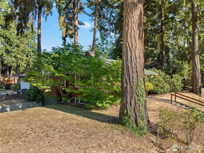 Property photo for 416 Columbia Avenue, Fircrest photo 38