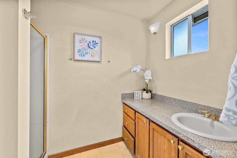 Property photo for 21043 120th Place Se, Kent photo 19