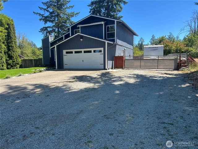 Property photo for 22013 51st Avenue Ct E, Spanaway photo 2