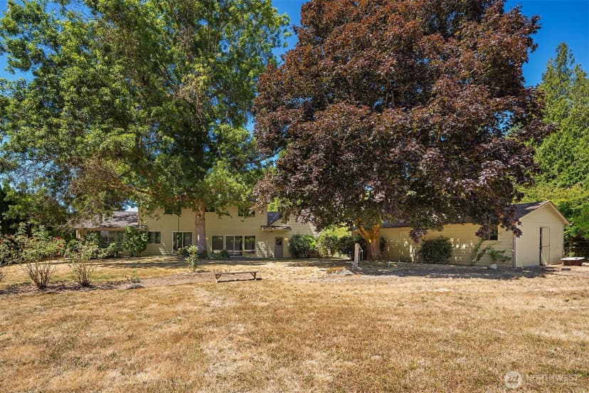 Property photo for 6140 130th Avenue Ne, Kirkland photo 8
