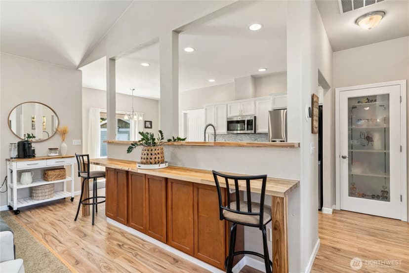 Property photo for 404 Raintree Loop Se, Rainier photo 11