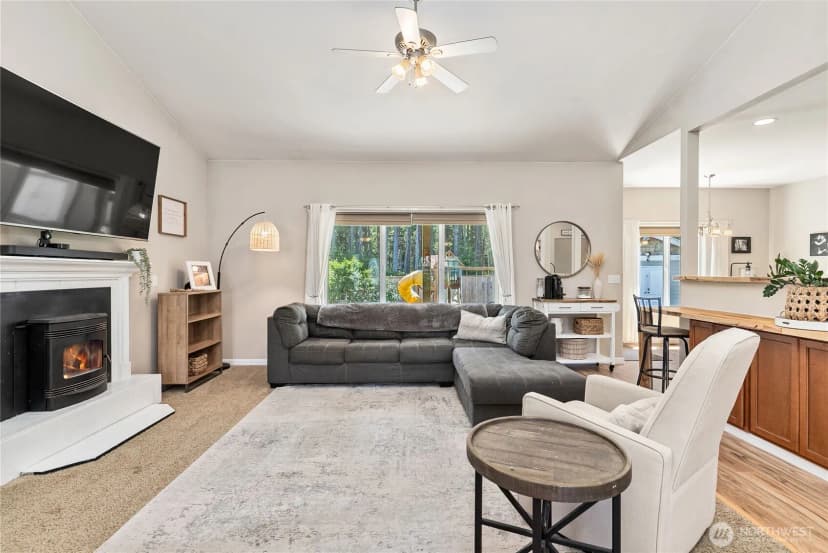 Property photo for 404 Raintree Loop Se, Rainier photo 6
