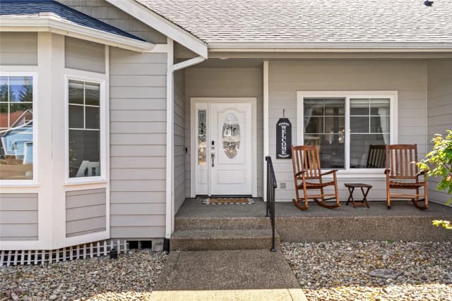 Property photo for 404 Raintree Loop Se, Rainier photo 4