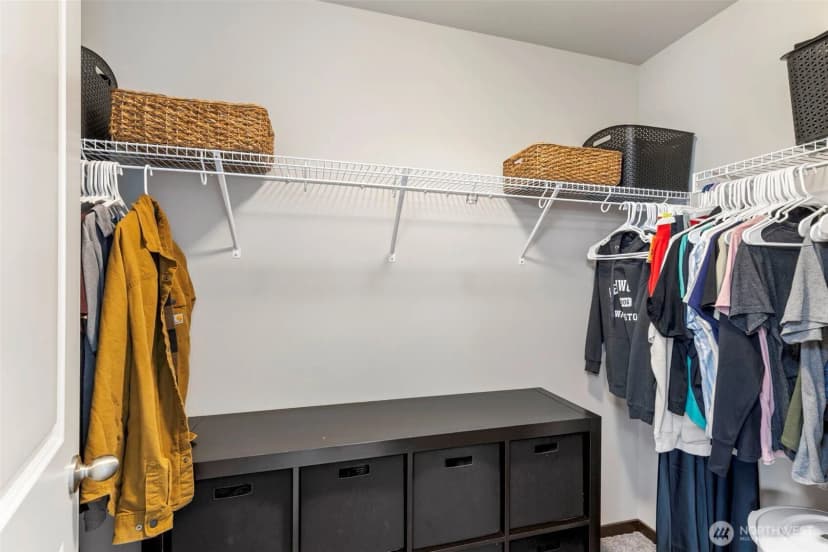 Property photo for 5180 Sinclair Way, Bremerton photo 19