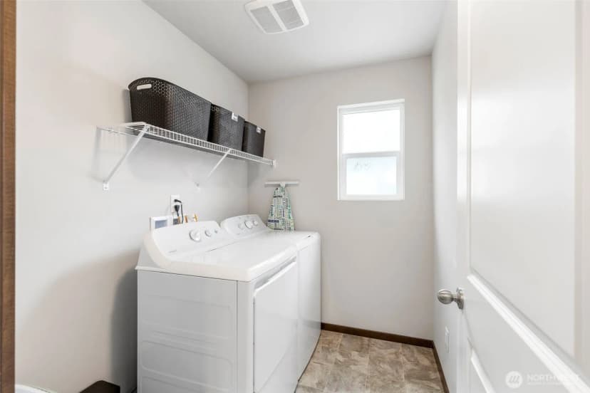 Property photo for 5180 Sinclair Way, Bremerton photo 24