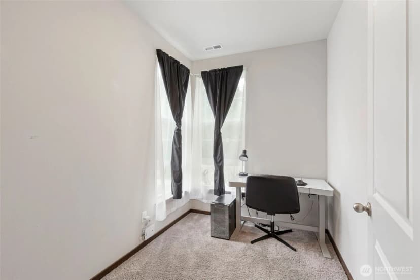 Property photo for 5180 Sinclair Way, Bremerton photo 13