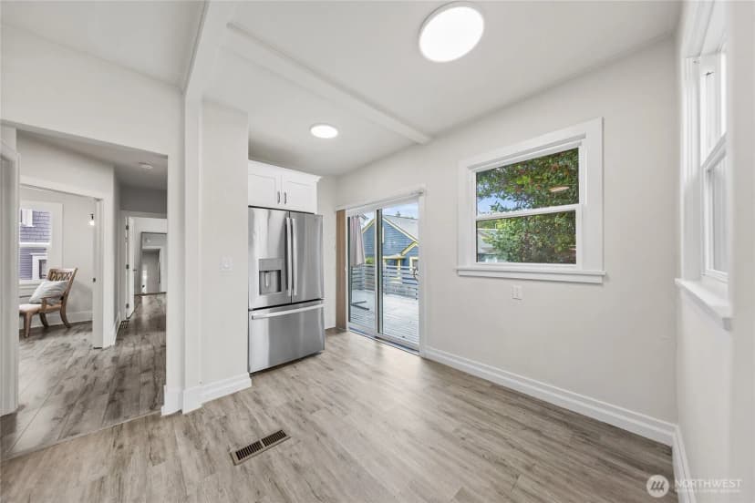 Property photo for 1611 Ne 82nd Street, Seattle photo 17