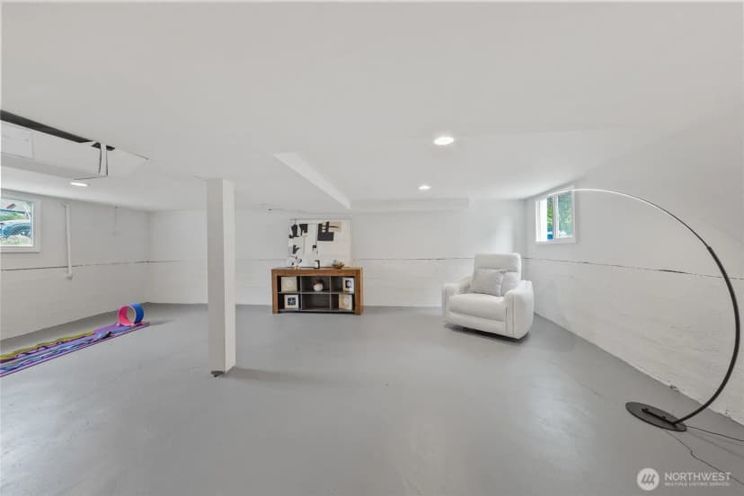 Property photo for 1611 Ne 82nd Street, Seattle photo 28