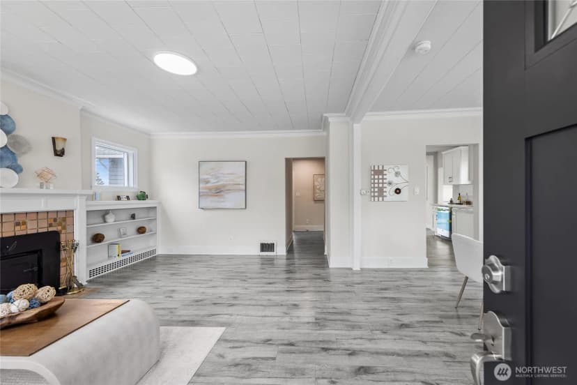 Property photo for 1611 Ne 82nd Street, Seattle photo 6