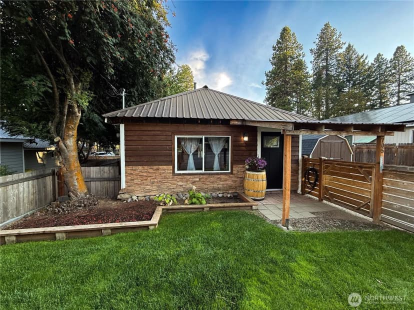 Property photo for 705 W 2nd Street, Cle Elum