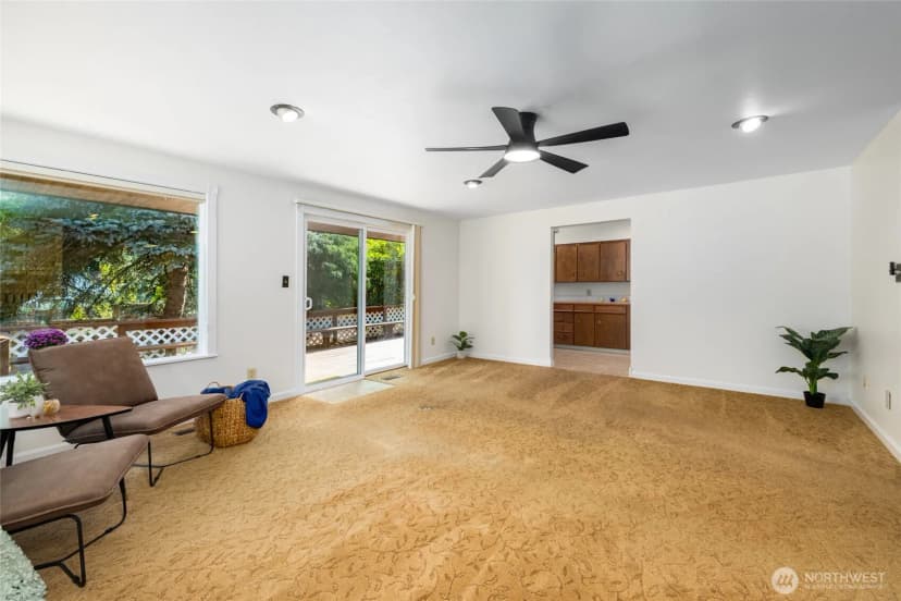 Property photo for 2920 Comanche Drive, Mount Vernon photo 9