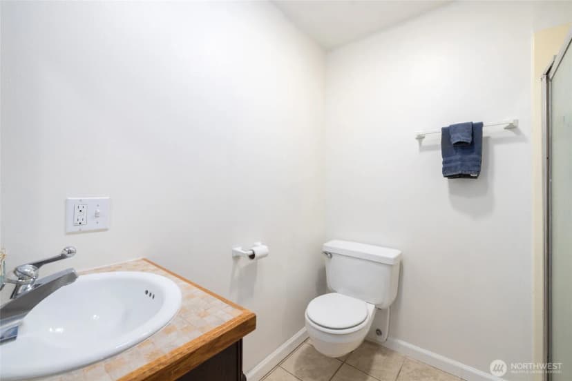 Property photo for 2920 Comanche Drive, Mount Vernon photo 22
