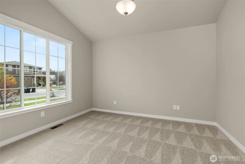 Property photo for 9025 Wyatt Court Se, Tumwater photo 5