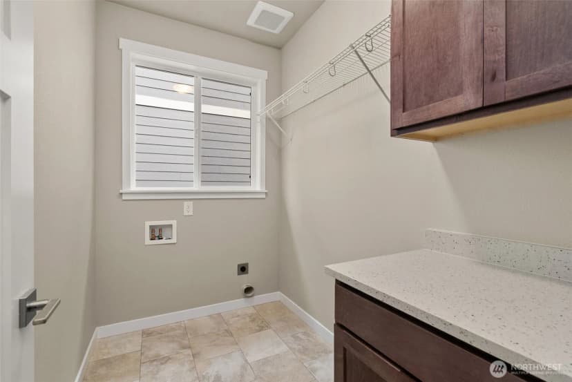 Property photo for 9025 Wyatt Court Se, Tumwater photo 28