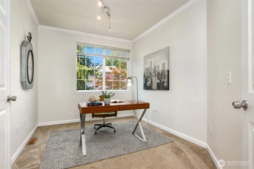 Property photo for 18606 Ne 57th Street, Redmond photo 15