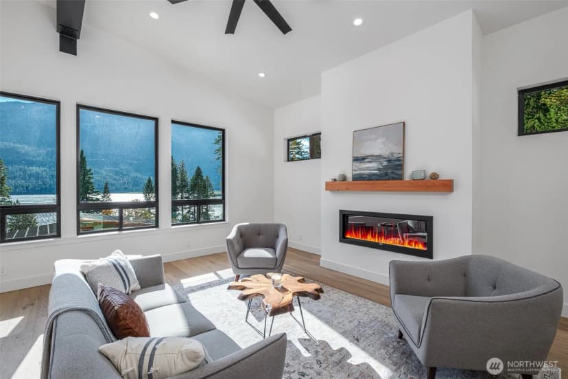 Property photo for 23112 Lake Wenatchee Hwy, Leavenworth photo 5
