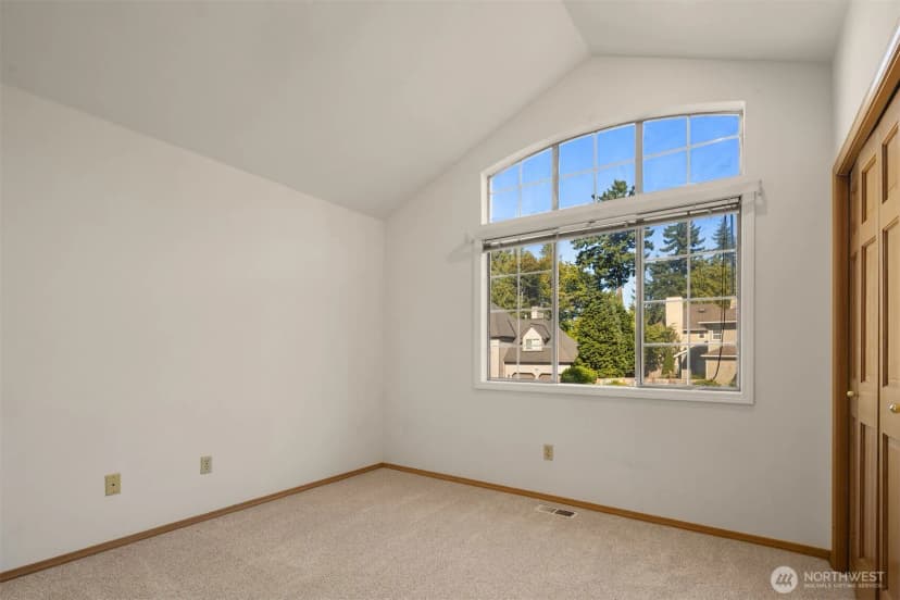 Property photo for 4631 244th Place Se, Issaquah photo 23