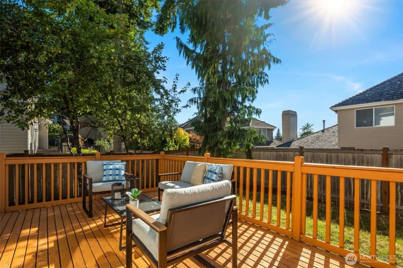 Property photo for 4631 244th Place Se, Issaquah photo 26