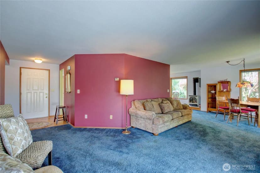 Property photo for 208 Gardner Road, Burlington photo 20