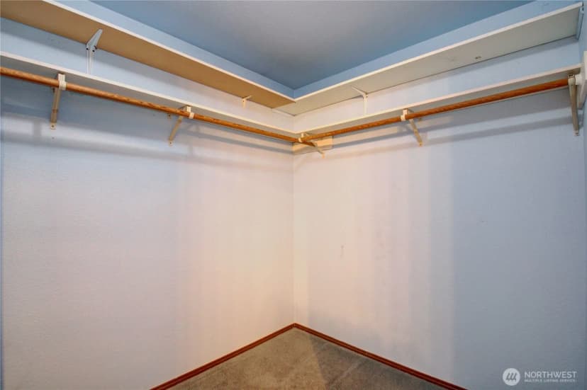 Property photo for 208 Gardner Road, Burlington photo 28