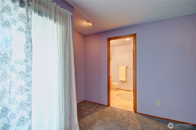 Property photo for 208 Gardner Road, Burlington photo 25