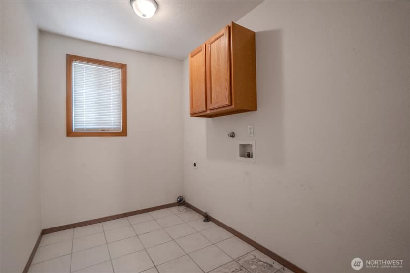 Property photo for 8626 Christa Drive Ne, Lacey photo 12