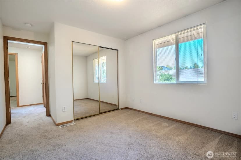 Property photo for 8626 Christa Drive Ne, Lacey photo 16