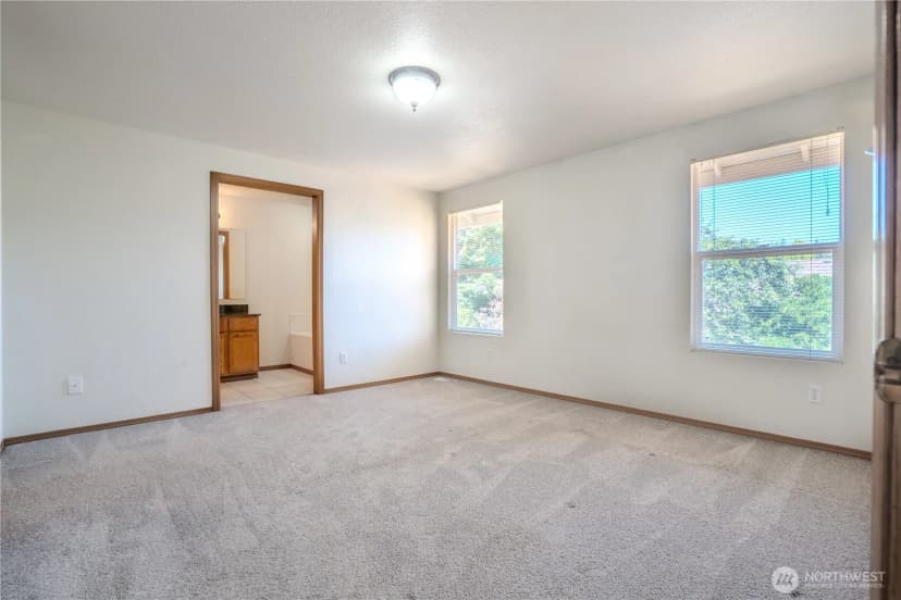 Property photo for 8626 Christa Drive Ne, Lacey photo 17