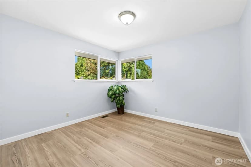 Property photo for 1410 Swallow Lane Nw, Olympia photo 26
