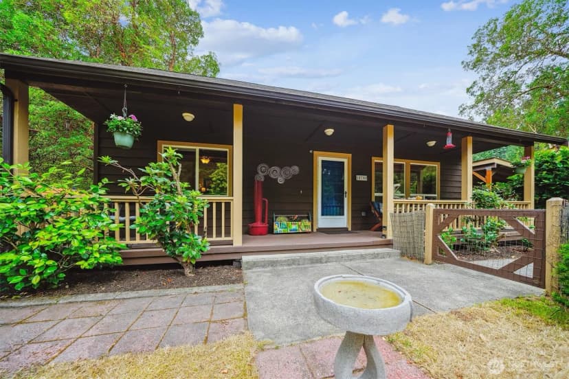 Property photo for 10708 Madrona Drive, Anderson Island photo 9