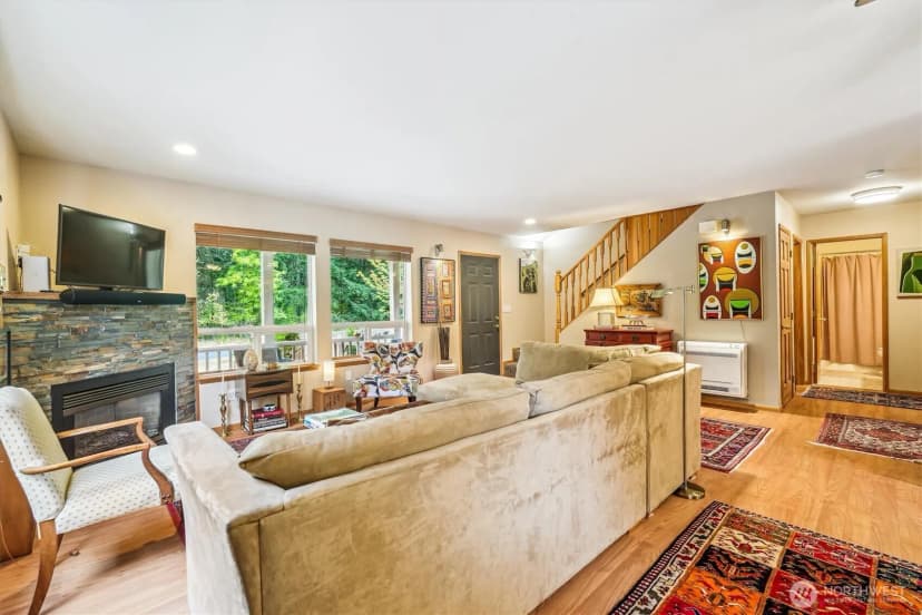 Property photo for 10708 Madrona Drive, Anderson Island photo 12