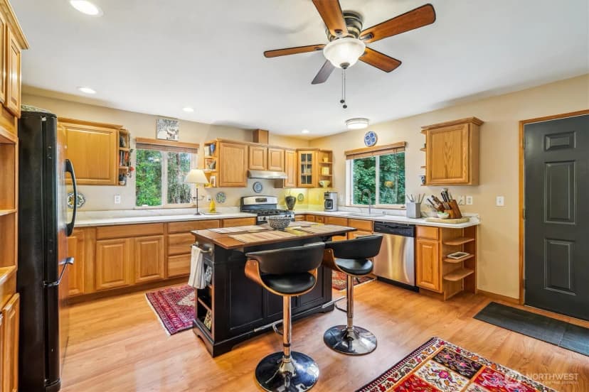 Property photo for 10708 Madrona Drive, Anderson Island photo 14