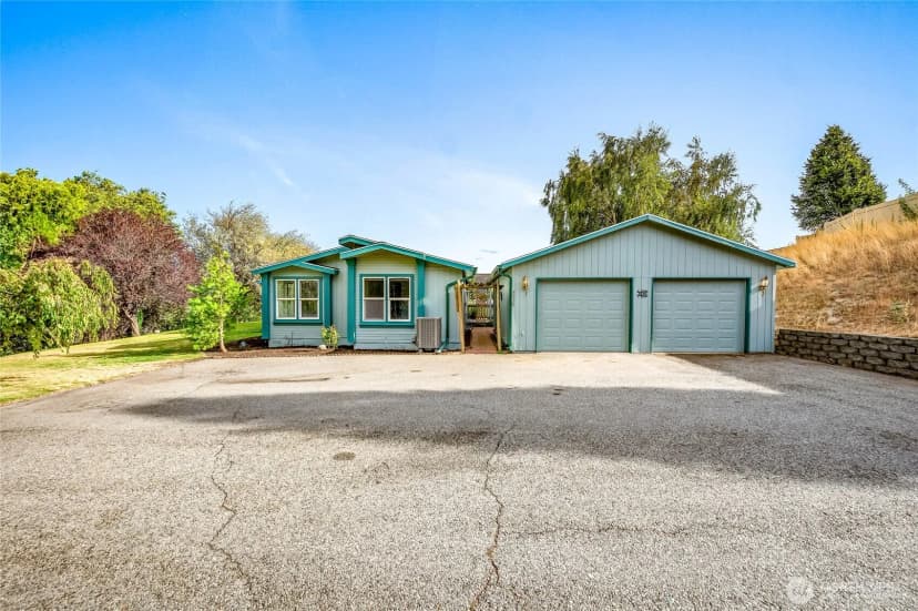 Property photo for 3530 Burchvale Road, Wenatchee photo 27