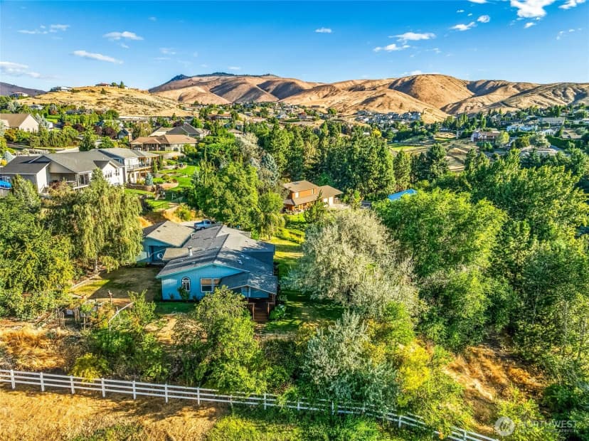 Property photo for 3530 Burchvale Road, Wenatchee photo 33