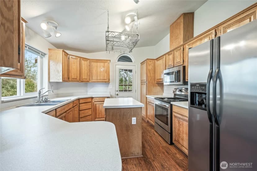 Property photo for 3530 Burchvale Road, Wenatchee photo 13