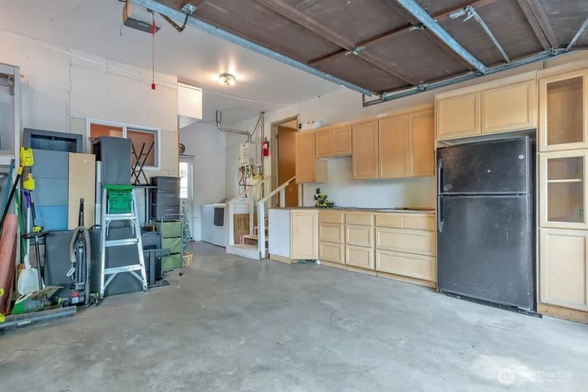 Property photo for 13210 9th Avenue S, Burien photo 14