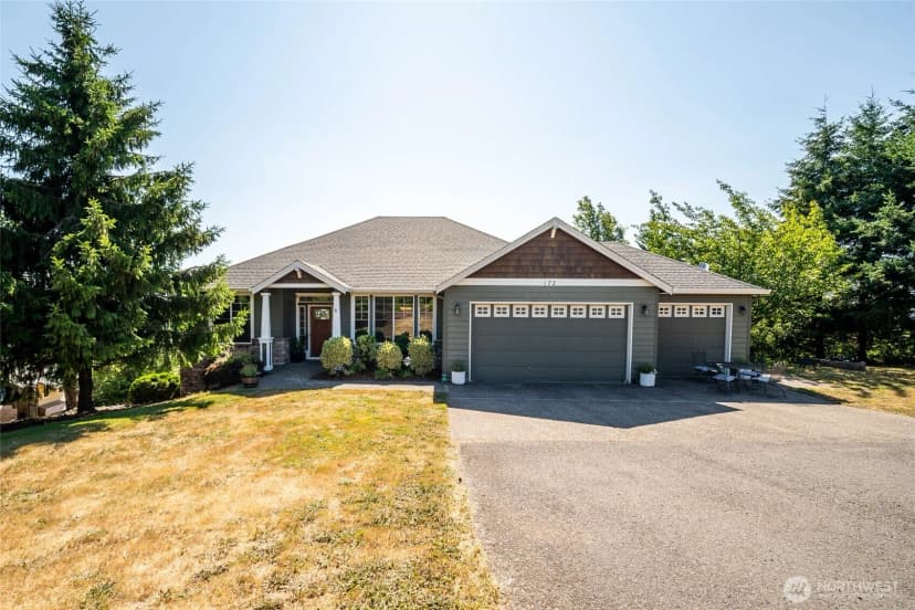 Property photo for 172 Blackjack Drive, Kalama photo 2