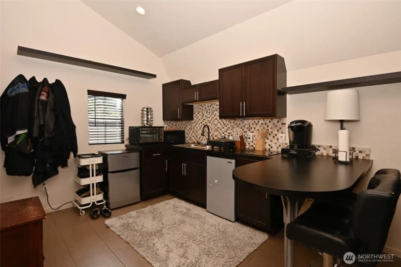 Property photo for 9830 220th Place Se, Snohomish photo 18