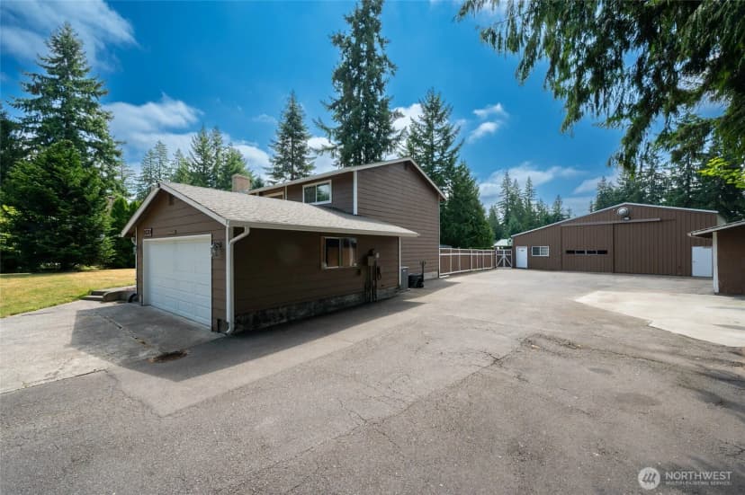 Property photo for 9830 220th Place Se, Snohomish photo 28