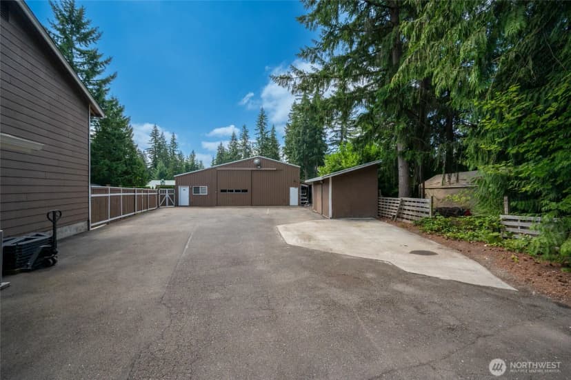 Property photo for 9830 220th Place Se, Snohomish photo 29