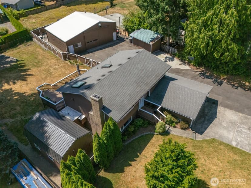 Property photo for 9830 220th Place Se, Snohomish photo 37