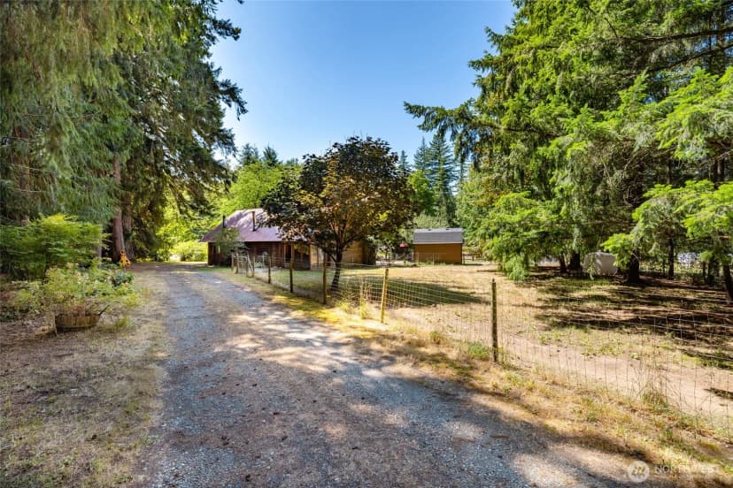 Property photo for 44682 Concrete Sauk Valley Road, Concrete photo 6