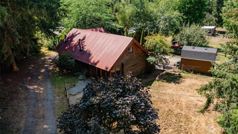 Property photo for 44682 Concrete Sauk Valley Road, Concrete photo 4