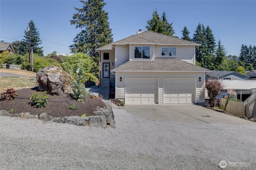 Property photo for 817 Ford Avenue, Snohomish