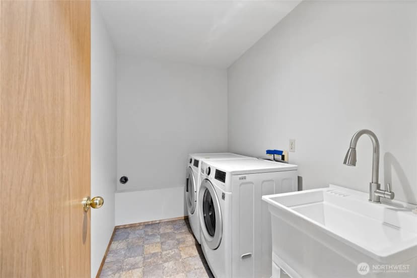 Property photo for 817 Ford Avenue, Snohomish photo 29