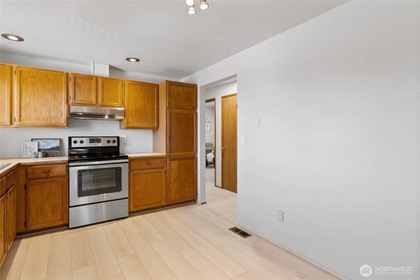 Property photo for 817 Ford Avenue, Snohomish photo 10