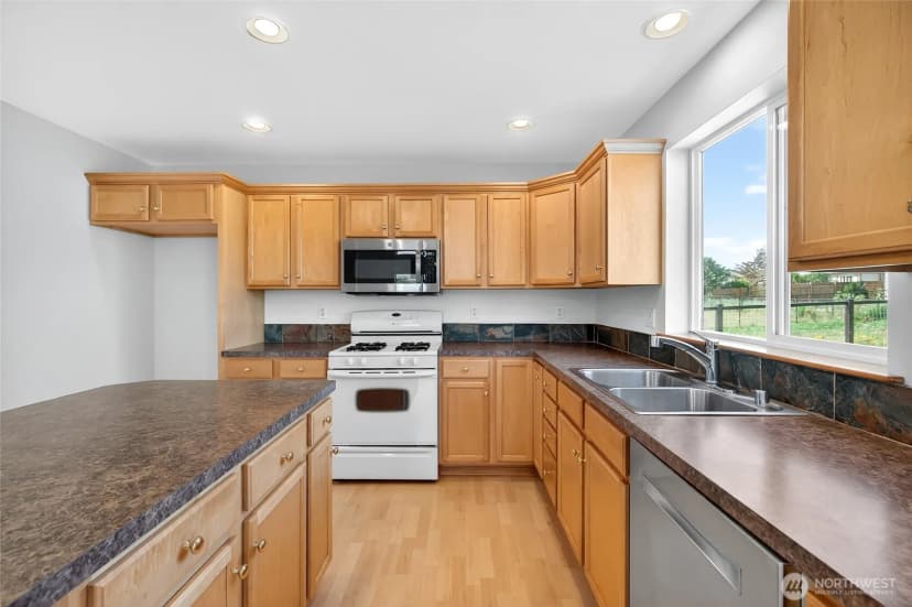 Property photo for 2563 Pacific Highlands Avenue, Ferndale photo 15