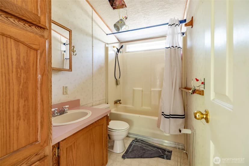 Property photo for 49176 Concrete Sauk Valley Road, Concrete photo 21