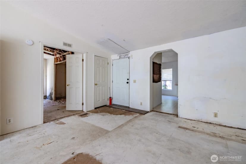 Property photo for 49176 Concrete Sauk Valley Road, Concrete photo 14