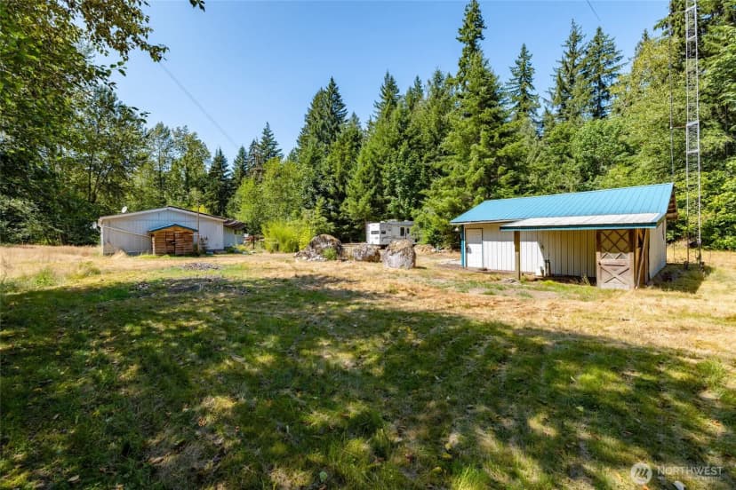 Property photo for 49176 Concrete Sauk Valley Road, Concrete photo 13